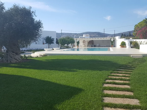 Residence in Paros